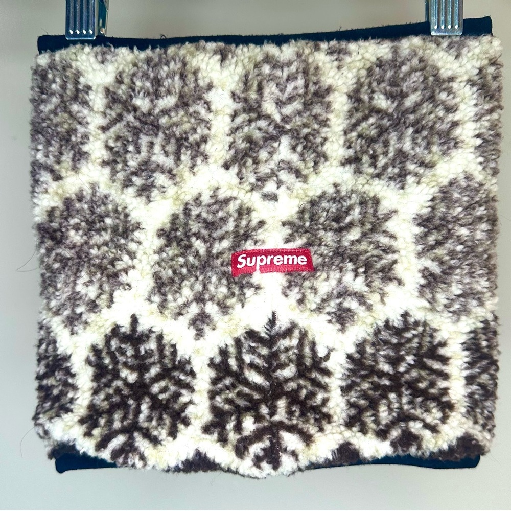 Supreme Snowflake Neck Gaiter (Tan)